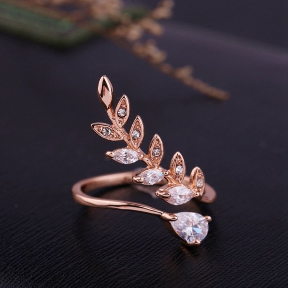NEW ROSE GOLD DIAMOND LEAF ADJUSTABLE RING - Picture 2 of 6